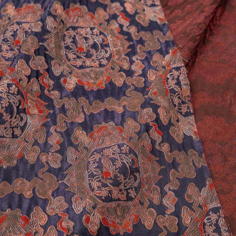 Purple Red Rayon Floral Jacqua - Sewing Fabric 评论和价格