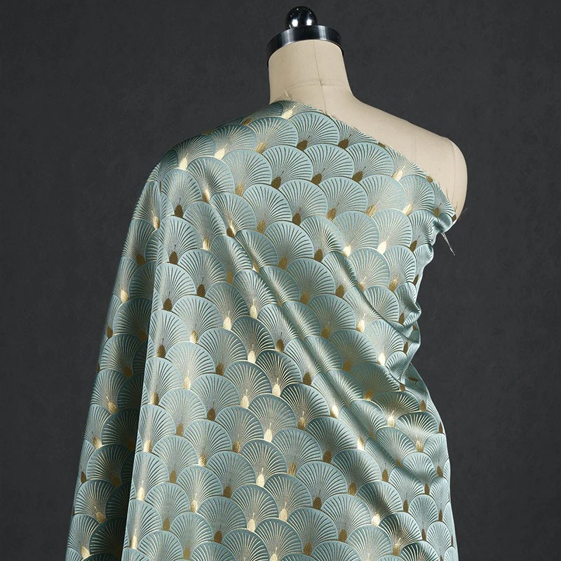 Ginkgo Leaf Fan Shaped Jacquar - Sewing Fabric 评论和价格